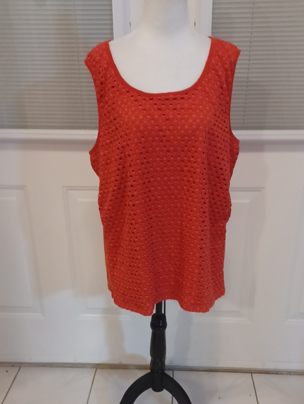 4/$40 Frank Lyman Design Orange Eyelet Scoop Neck Tank Top - Fits Size 2X